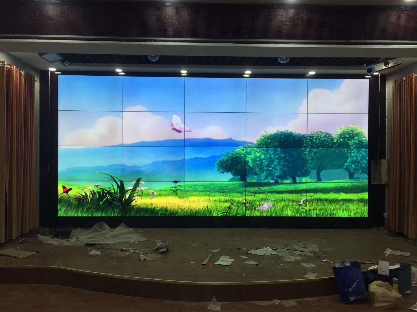 惠州酒店会议大厅液晶拼接大屏幕